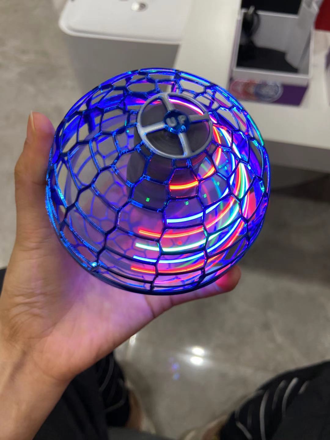 Hand Control Ball Spinner